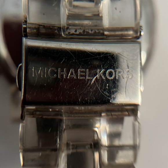MICHAEL KORS MK-5235 Chronograph Quartz White Mother of Pearl Dial Lucite Watch - Picture 15 of 16
